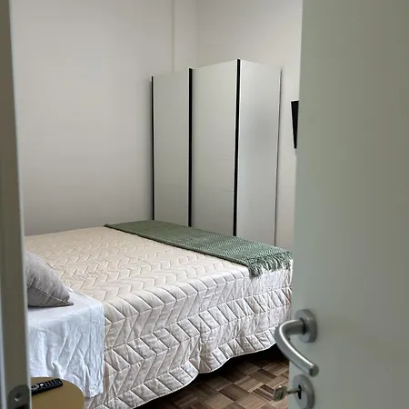 Gg House, La Tua Casa Lontano Da Casa דירה